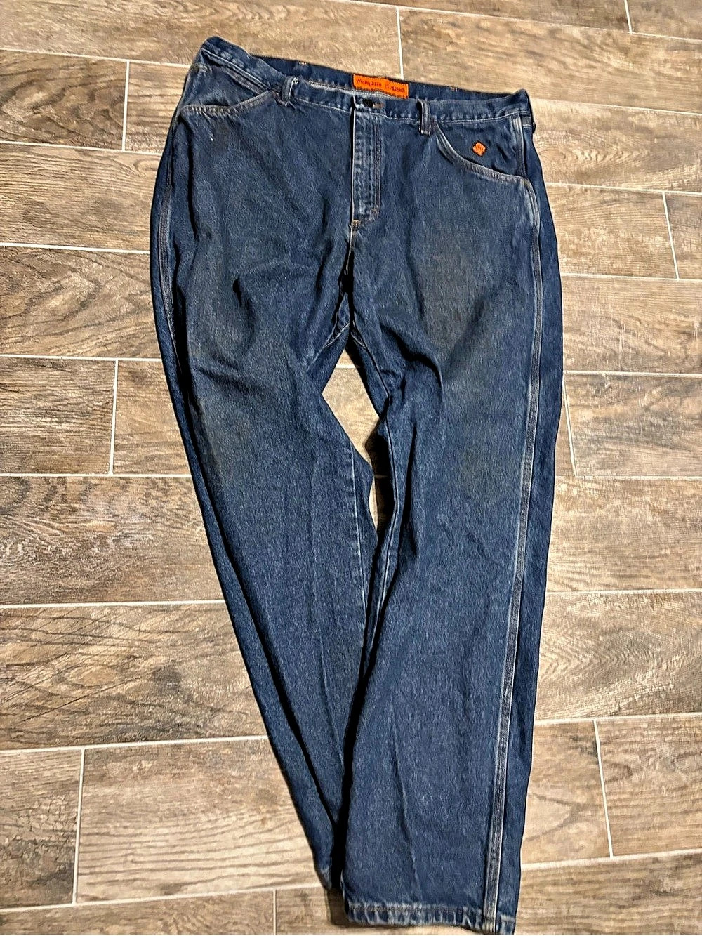 Wrangler Riggs Workwear Relaxed Fit Jeans in Blue Like New